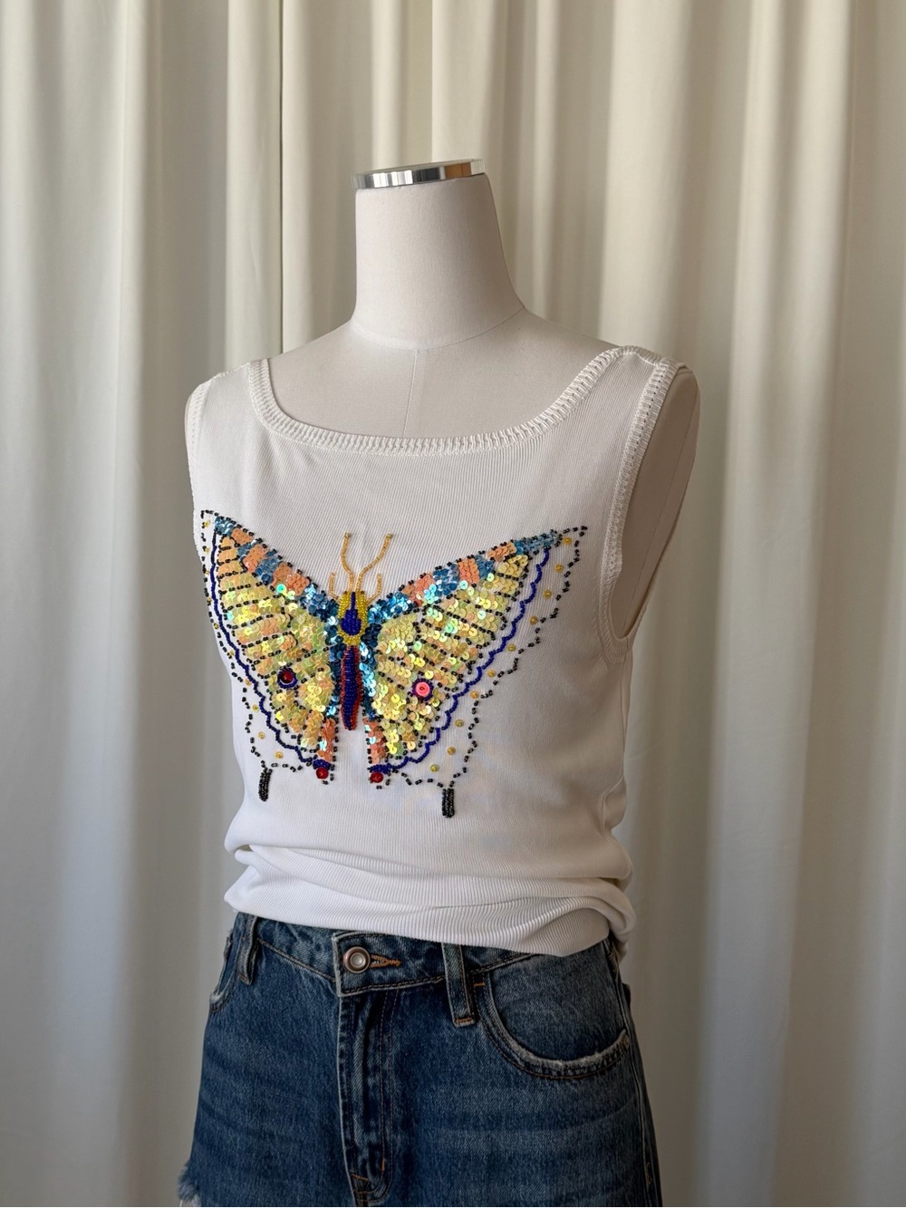 Vintage Y2K Lucia Burns Beaded Butterfly Sequin Tank Top White Ribbed Large. - Picture 5 of 12